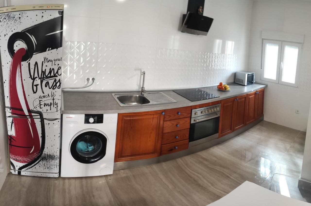 Precioso Bajo Muy Grande A 200 Metros De Playa Appartement Chipiona Buitenkant foto